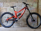 Cerco Downhill size S per mia figlia 13 anni (principiante)