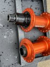 Coppia di mozzi Damil 20x110 boost 12x157